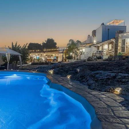 Masseria Dipinto Di Blu Felline