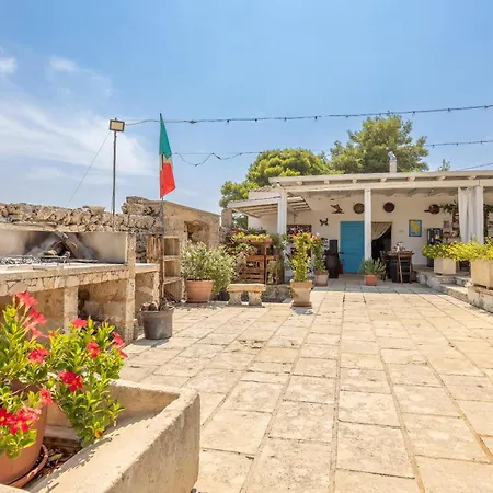 Vila Masseria Dipinto Di Blu Felline