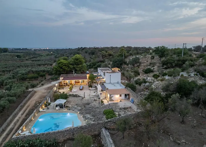 Masseria Dipinto Di Blu וילה Felline