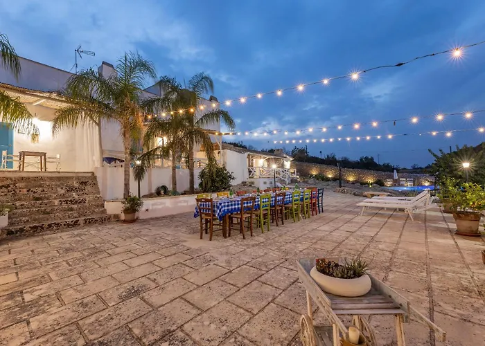 Masseria Dipinto Di Blu Felline