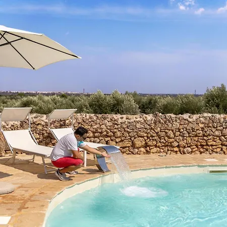 Masseria Dipinto Di Blu Felline