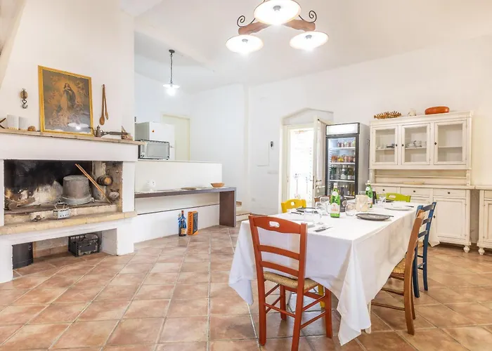 Villa Masseria Dipinto Di Blu Felline